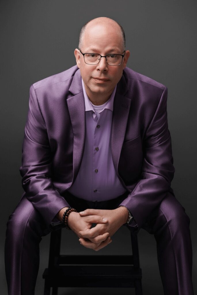 Joe elefante 1 684x1024