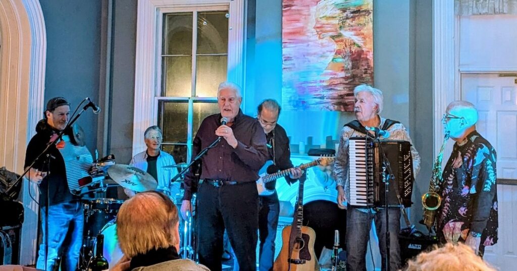 20250131 recklesssteamy hphottakeoutband bnr 1024x537